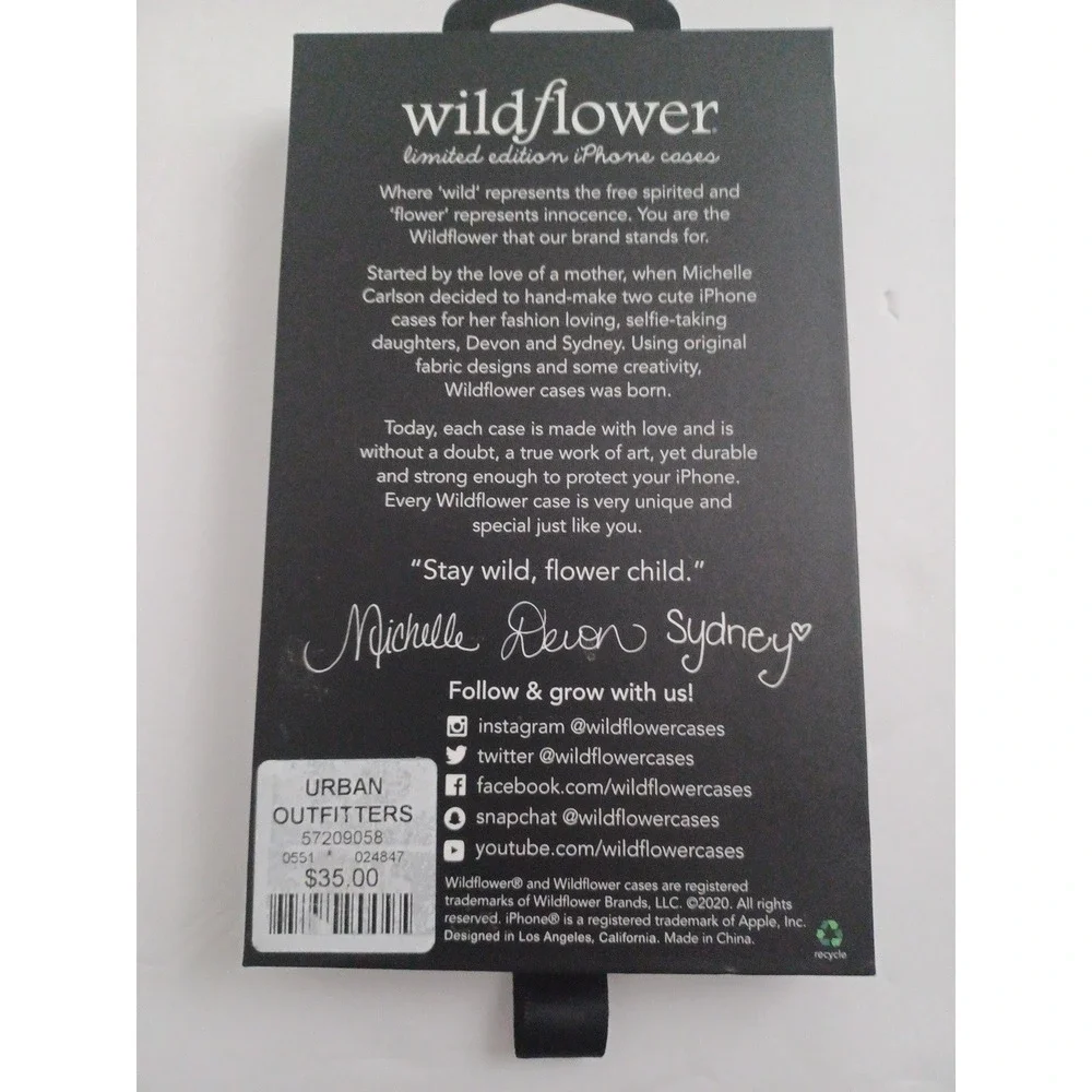 Wildflower Limited Edition Iphone 11 Case Urban 0utfitters MRSP $35 Black White